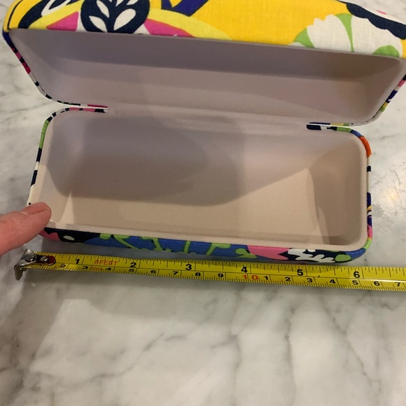 Brand new VERA BRADLEY hard case glass case - Picture 3 of 3